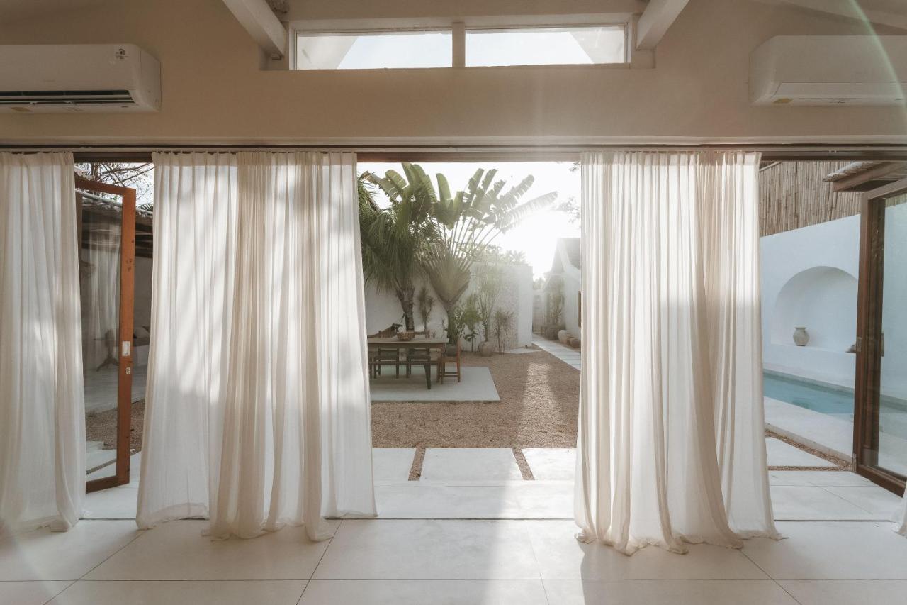 ウルワツ Casa Sula Baliヴィラ エクステリア 写真